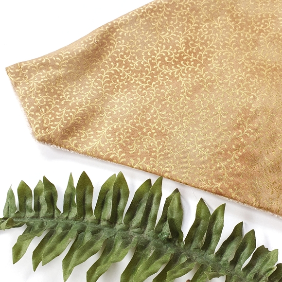 Pablo Gold Label Christmas Tan Velvet Dog Bandana & Leash Set - Picture 8 of 11